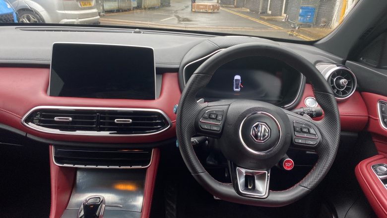 MG HS 1.5 T-GDI Trophy 5dr DCT Petrol Hatchback